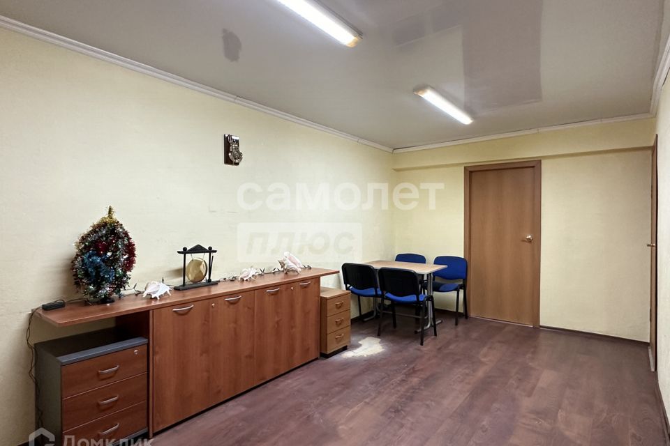 Продаётся 3-комнатная квартира, 56 м²