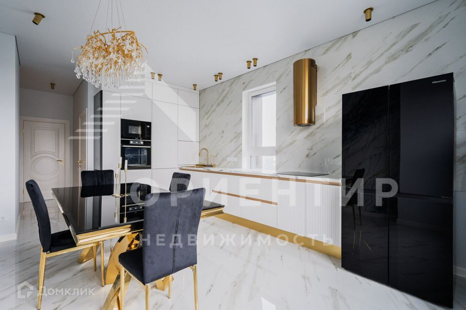 Продаётся 3-комнатная квартира, 94 м²