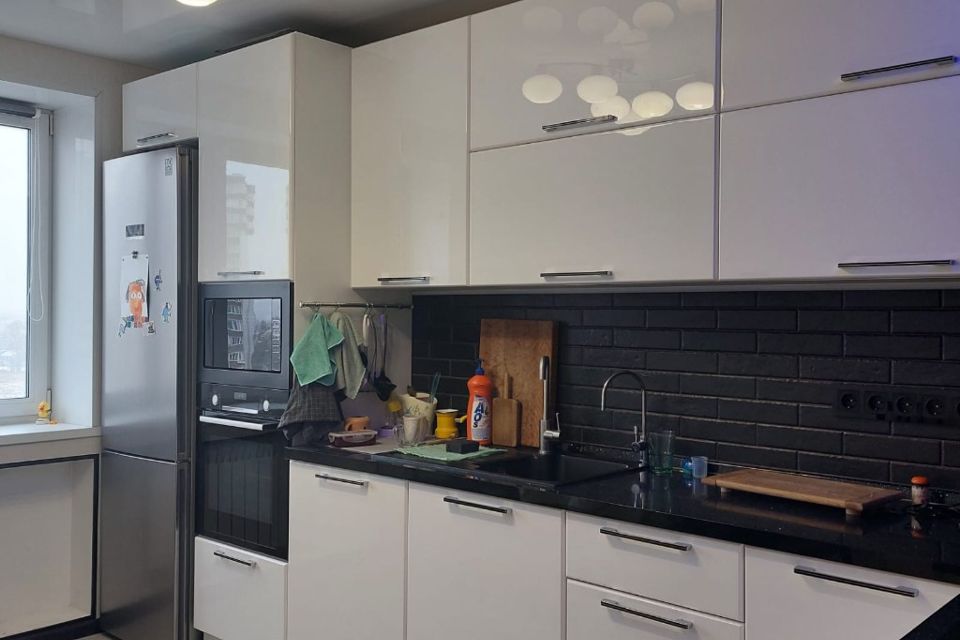 Продаётся 2-комнатная квартира, 64.5 м²