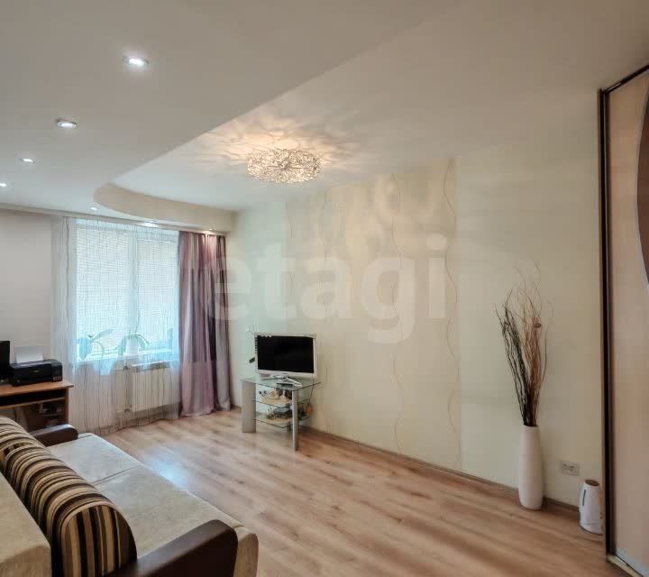 Продаётся 1-комнатная квартира, 42.5 м²