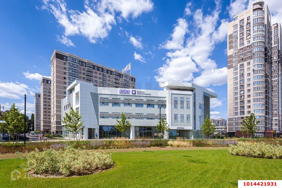 Продаётся 2-комнатная квартира, 83.2 м²