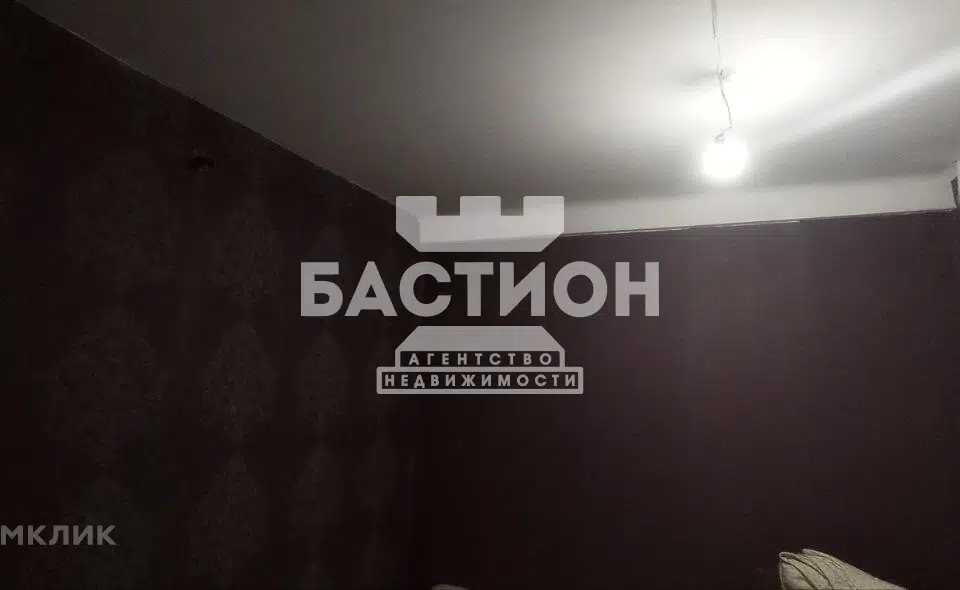 Продаётся 4-комнатная квартира, 56 м²