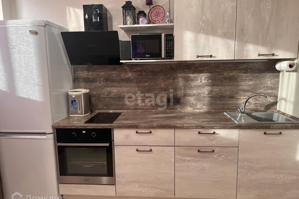 Продаётся 2-комнатная квартира, 57.3 м²