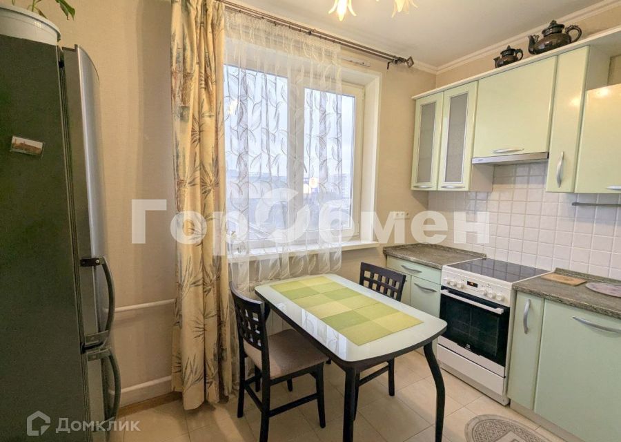 Продаётся 1-комнатная квартира, 38.3 м²
