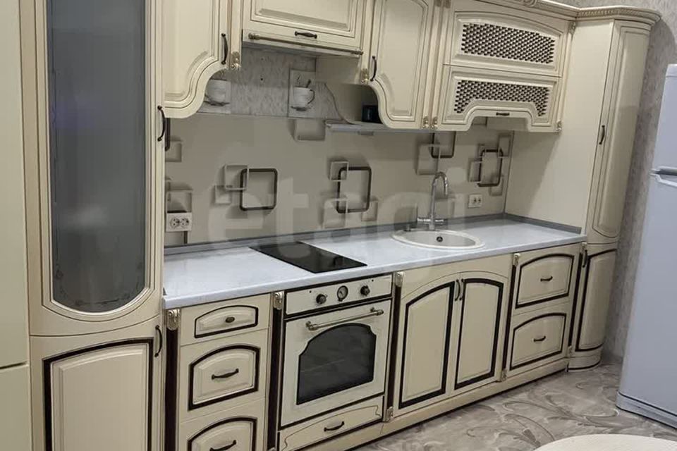 Продаётся 1-комнатная квартира, 40.8 м²
