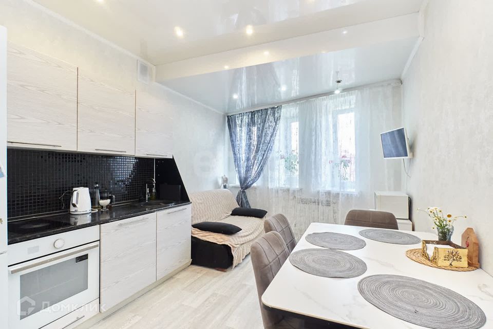 Продаётся 2-комнатная квартира, 54.4 м²