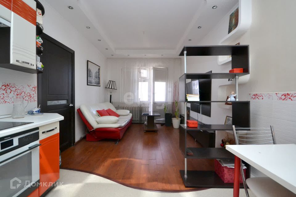 Продаётся 3-комнатная квартира, 55.8 м²