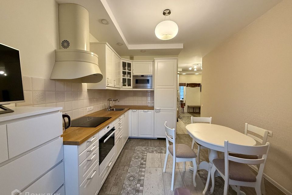 Сдаётся 1-комнатная квартира, 43.7 м²