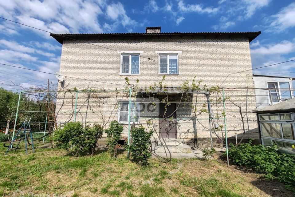 Продаётся 3-комнатная квартира, 70 м²