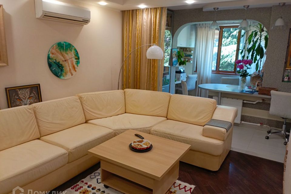 Продаётся 3-комнатная квартира, 69.2 м²