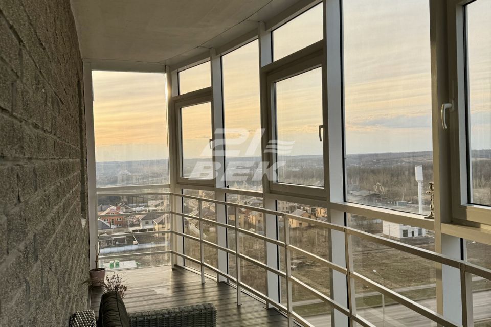 Продаётся 3-комнатная квартира, 100 м²