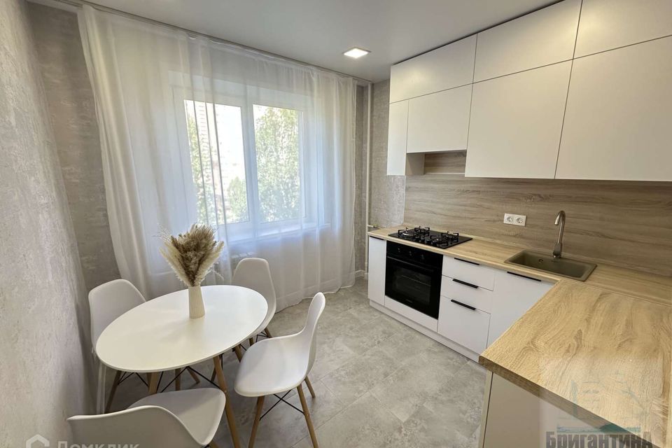 Продаётся 2-комнатная квартира, 58.5 м²