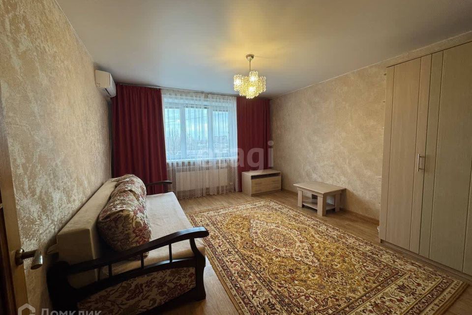 Продаётся 1-комнатная квартира, 35.6 м²