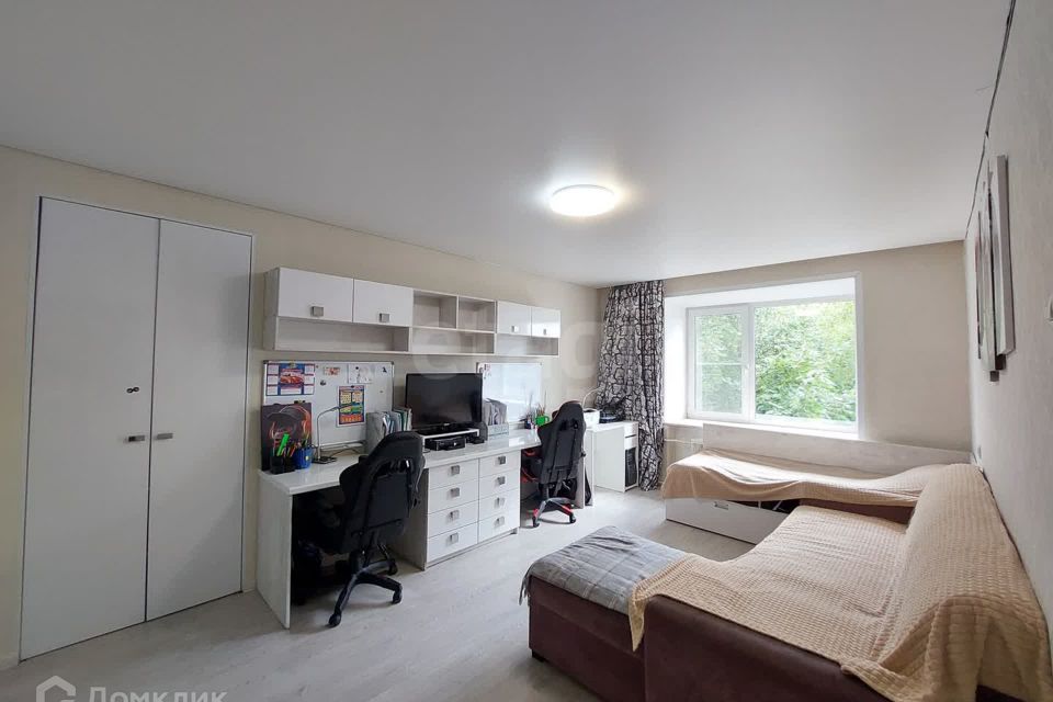 Продаётся 3-комнатная квартира, 59.6 м²