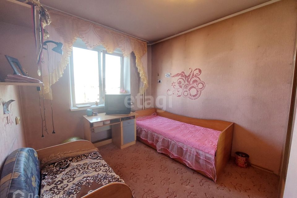 Продаётся 4-комнатная квартира, 79 м²