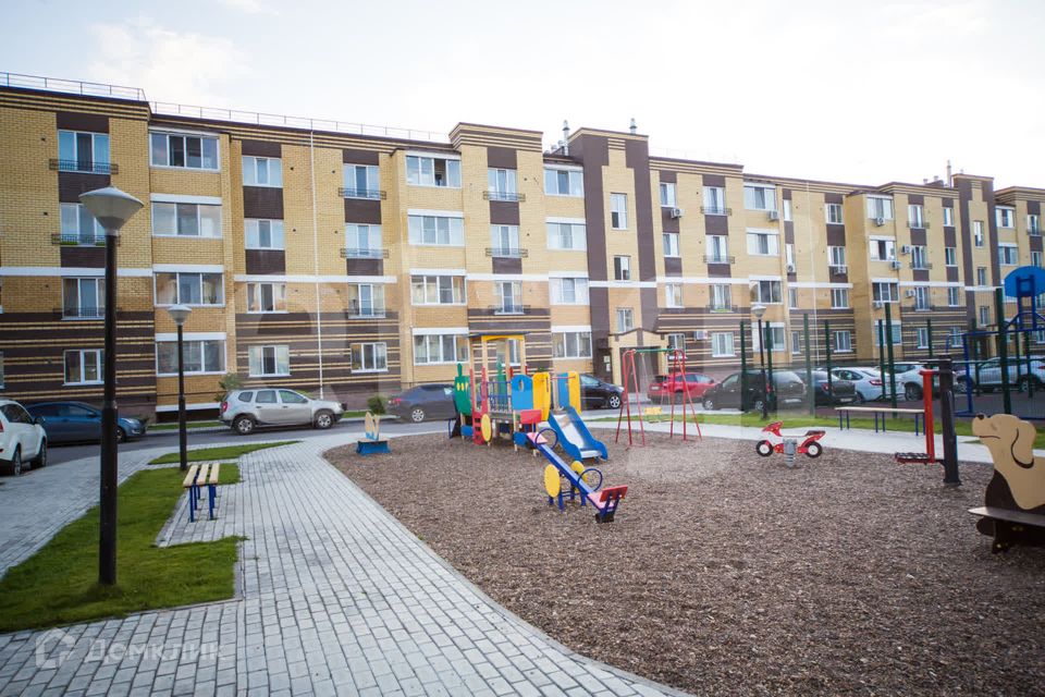 Продаётся 3-комнатная квартира, 95.6 м²