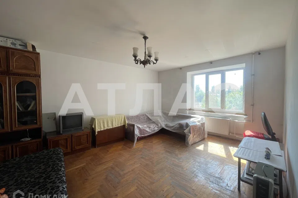 Продаётся 1-комнатная квартира, 37.4 м²