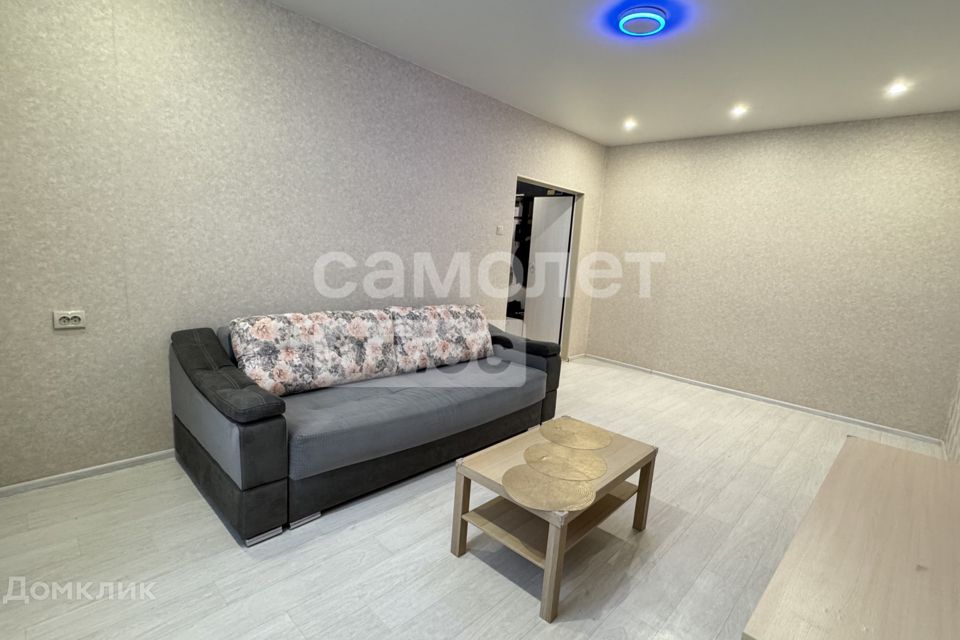 Сдаётся 2-комнатная квартира, 52 м²