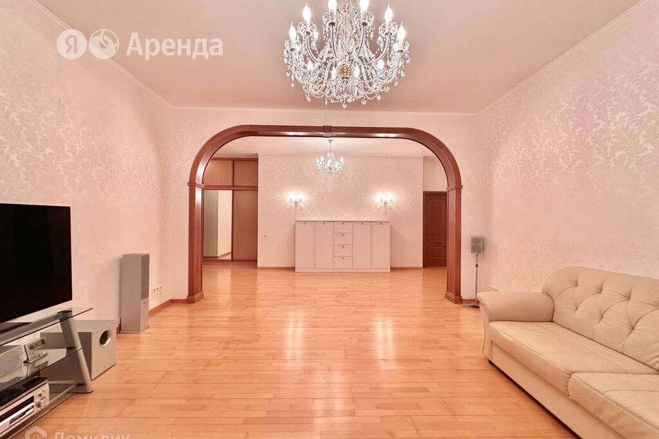 Сдаётся 3-комнатная квартира, 110 м²