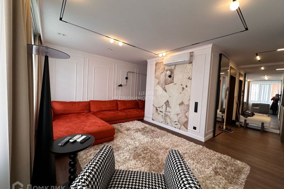 Продаётся 3-комнатная квартира, 103 м²