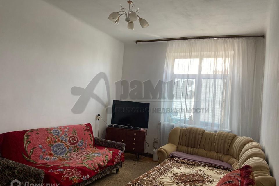 Продаётся 2-комнатная квартира, 64.8 м²