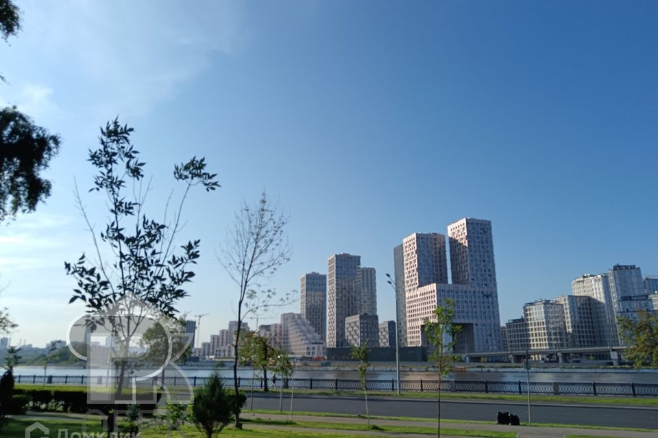 Продаётся 1-комнатная квартира, 47.2 м²