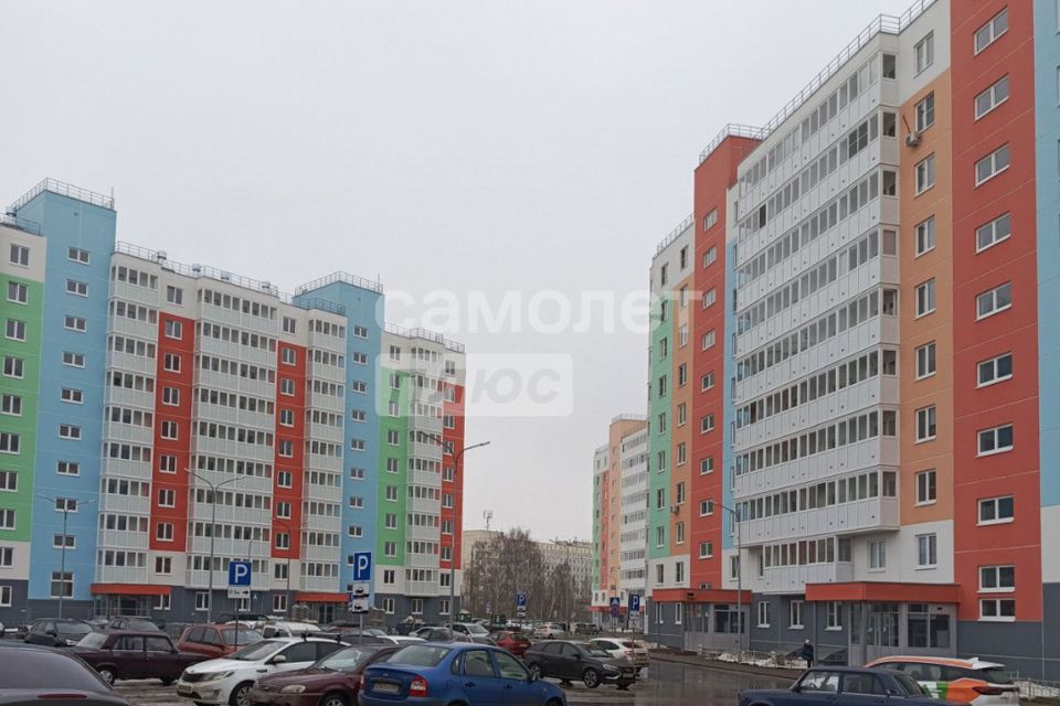 Продаётся 2-комнатная квартира, 55.7 м²