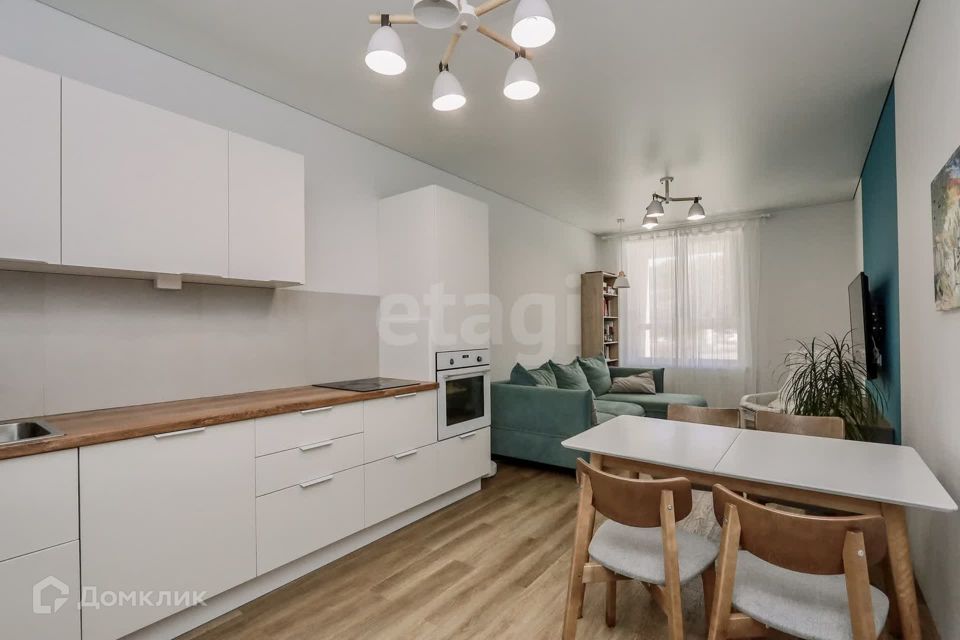 Продаётся 2-комнатная квартира, 64.5 м²