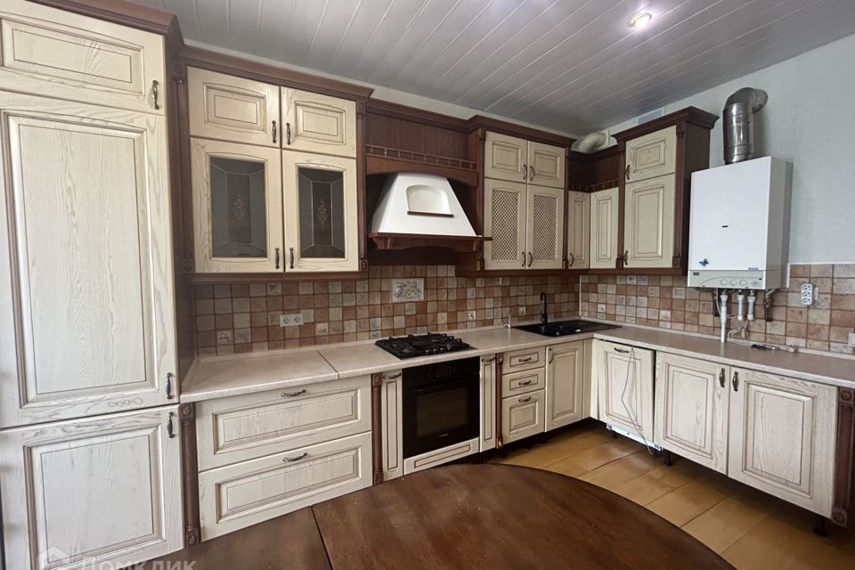 Продаётся 2-комнатная квартира, 82.9 м²