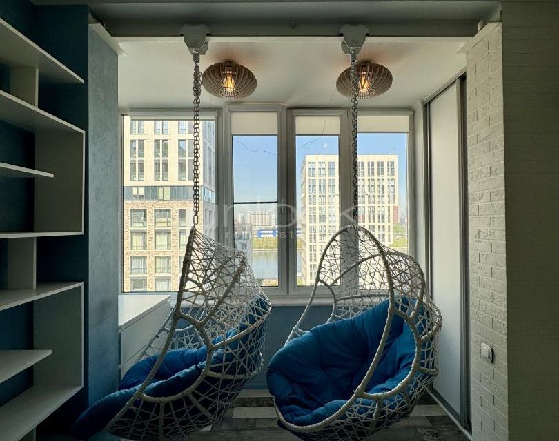 Продаётся 2-комнатная квартира, 56.8 м²