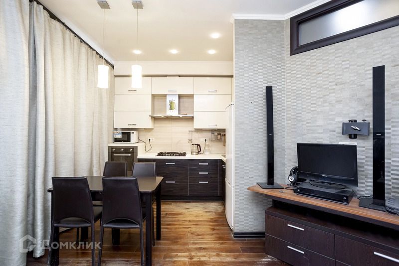 Продаётся 2-комнатная квартира, 73.1 м²