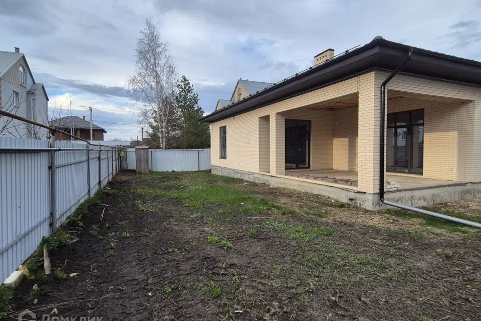 Продаётся 1-этажный дом, 235 м²