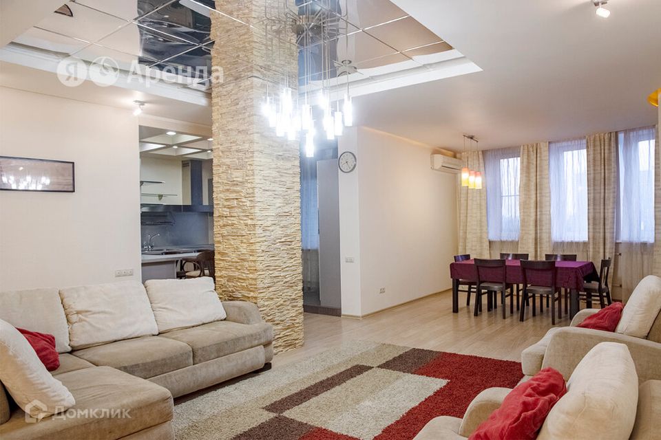 Сдаётся 3-комнатная квартира, 115.2 м²
