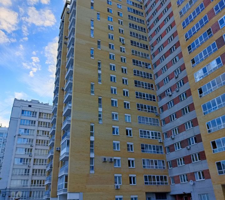 Сдаётся 2-комнатная квартира, 60.9 м²