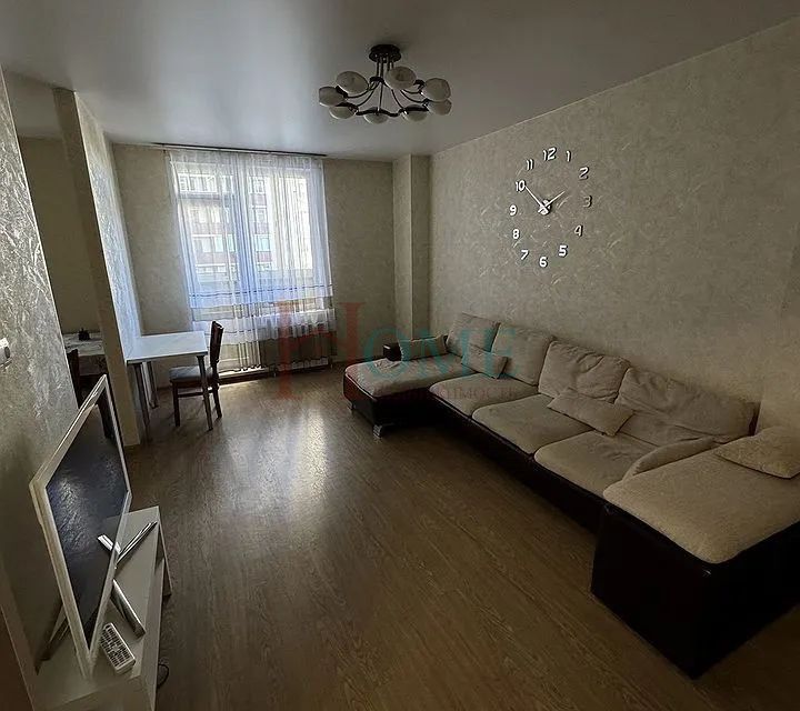 Сдаётся 2-комнатная квартира, 62 м²