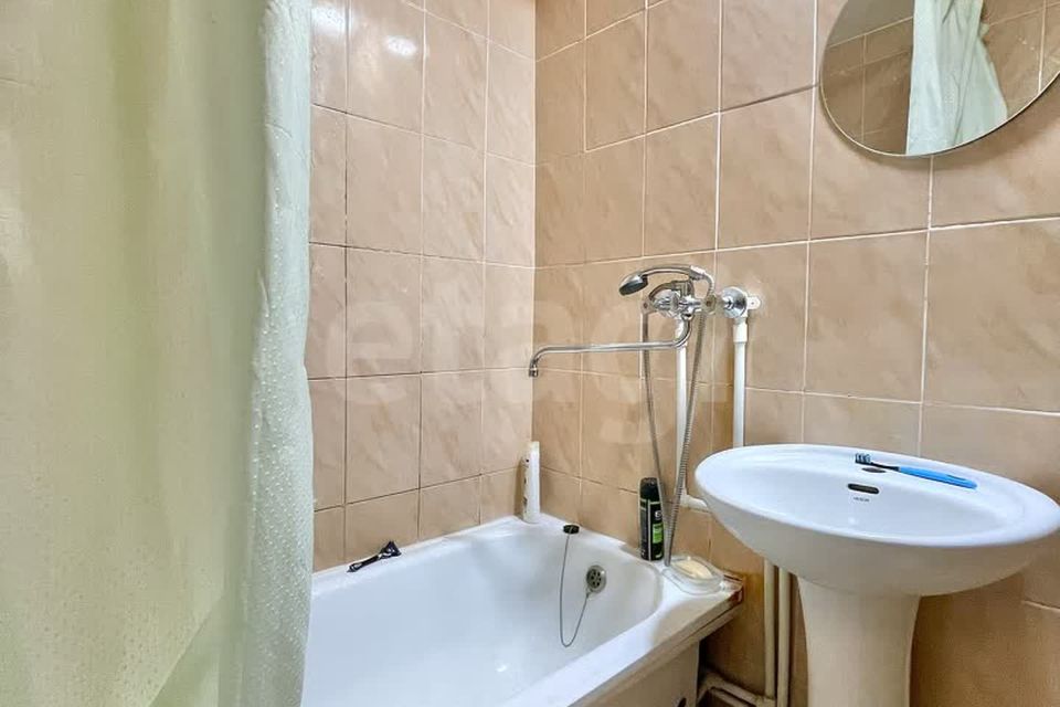 Продаётся 2-комнатная квартира, 63 м²