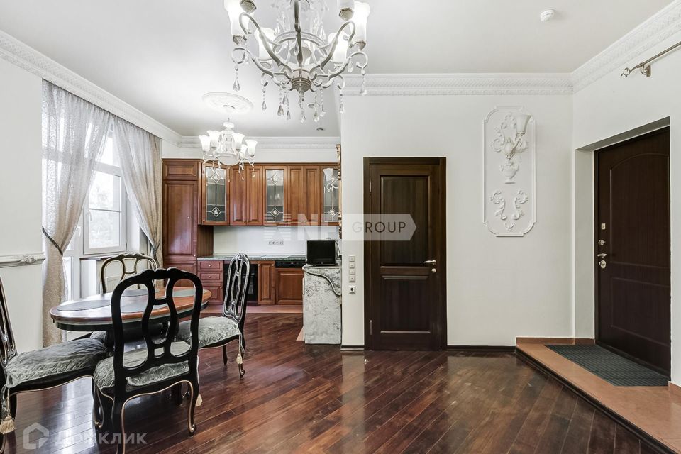 Продаётся 2-комнатная квартира, 80 м²