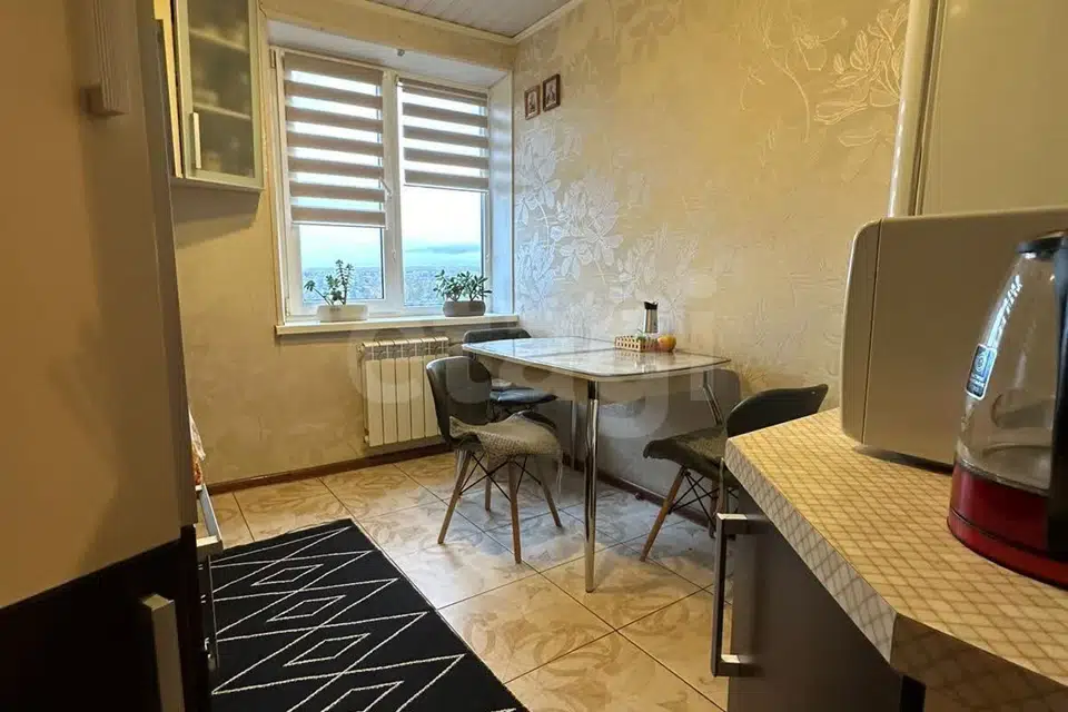 Продаётся 3-комнатная квартира, 63.4 м²