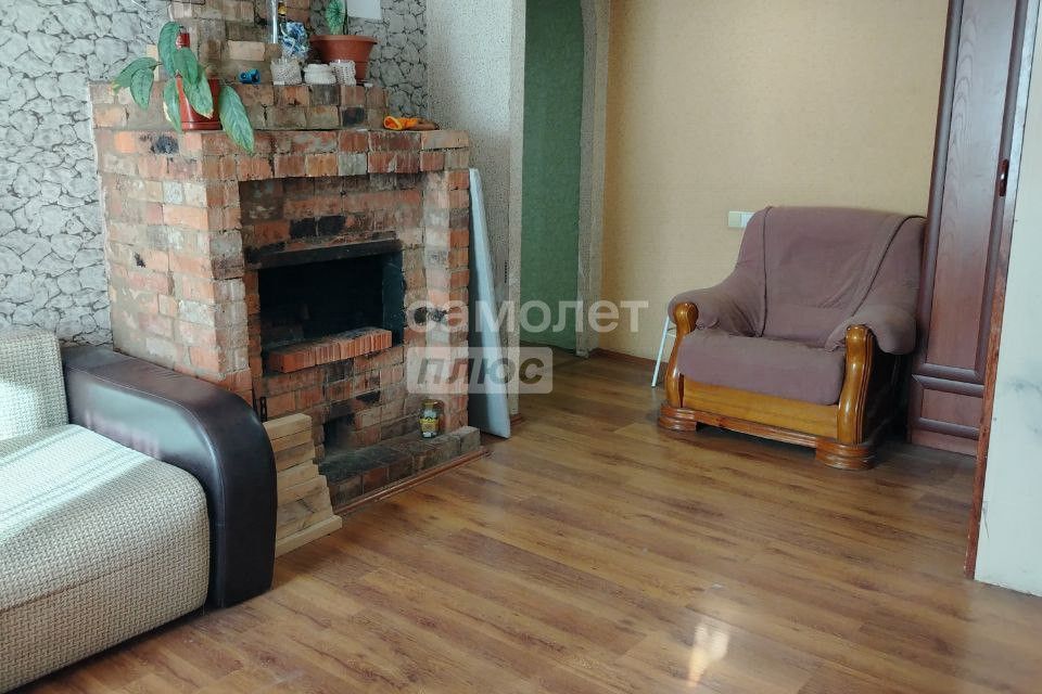 Продаётся 3-комнатная квартира, 58.2 м²