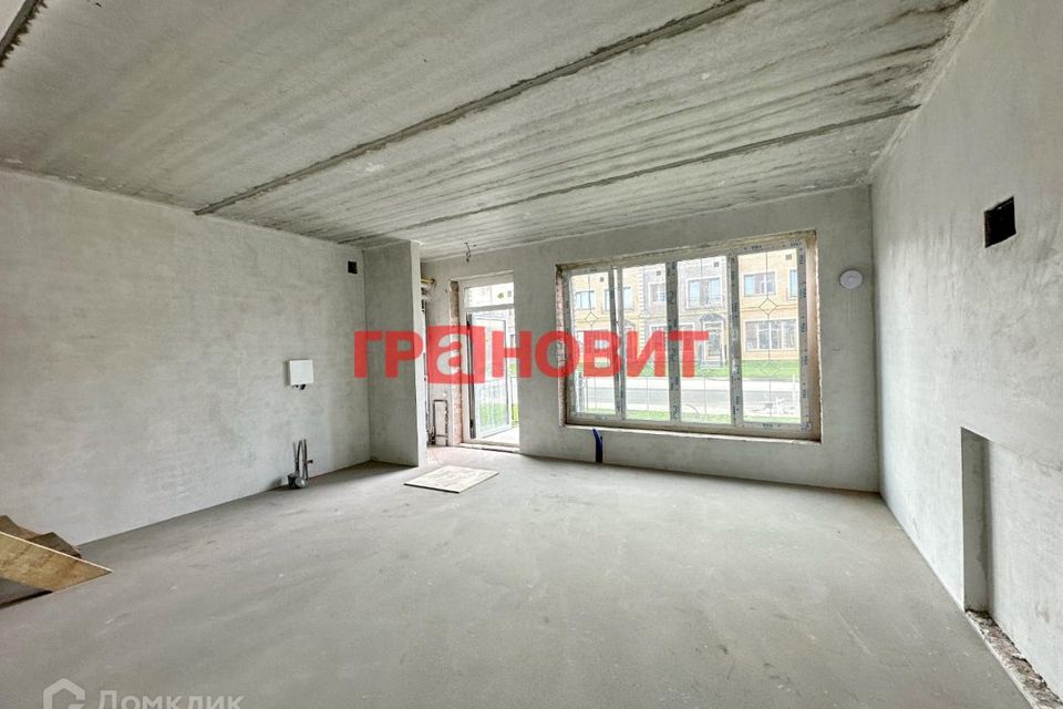 Продаётся 3-комнатная квартира, 56.75 м²