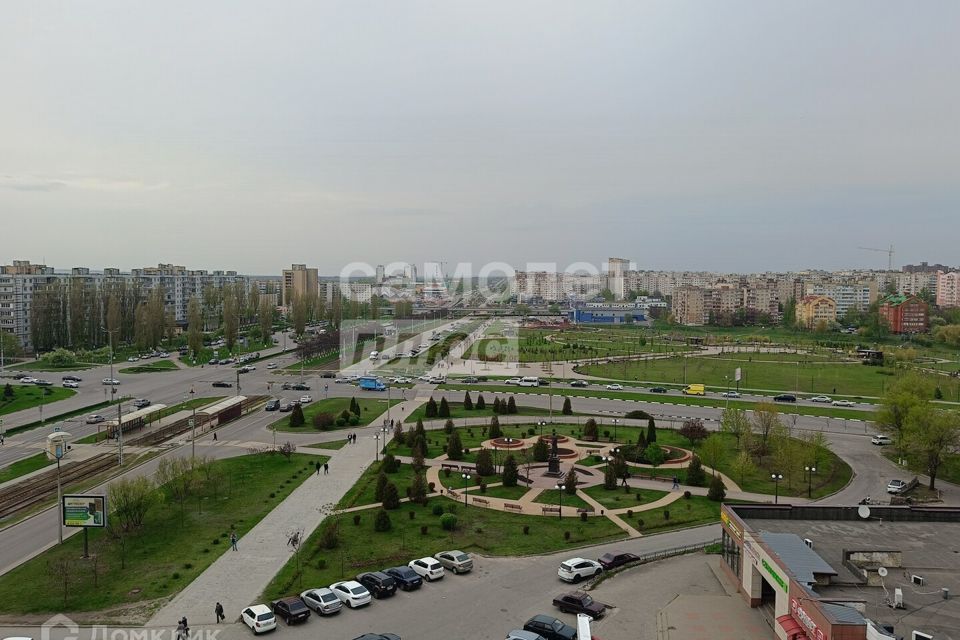 Продаётся 4-комнатная квартира, 71.7 м²