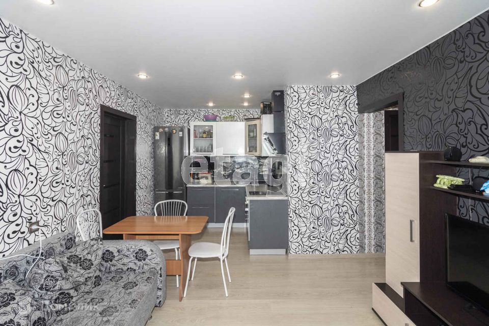 Продаётся 2-комнатная квартира, 47.9 м²