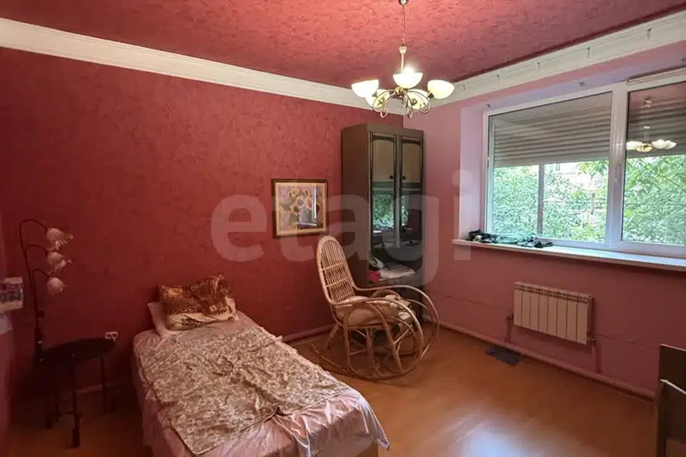 Продаётся 2-этажный дом, 273.8 м²