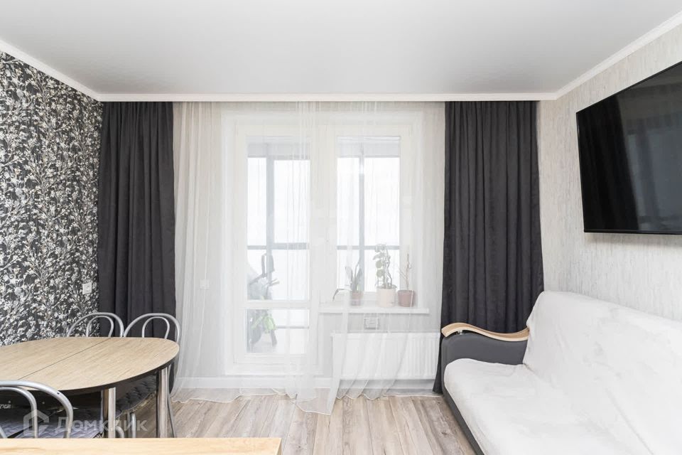 Продаётся 3-комнатная квартира, 69.7 м²