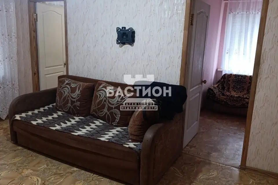 Продаётся 3-комнатная квартира, 42 м²