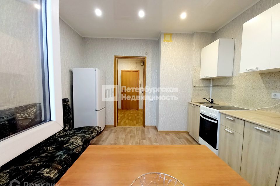 Продаётся 1-комнатная квартира, 38.7 м²