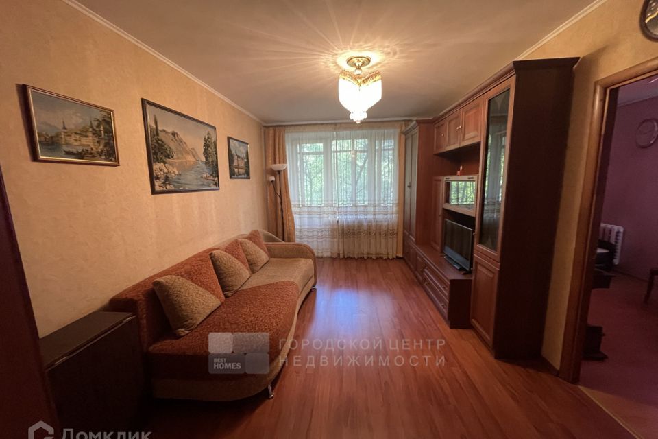 Продаётся 3-комнатная квартира, 52.1 м²