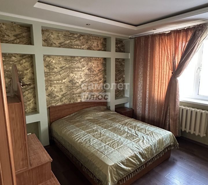 Сдаётся 2-комнатная квартира, 72 м²