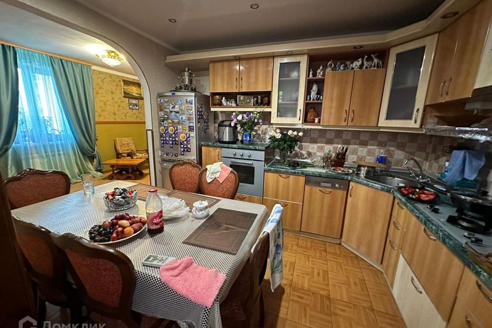 Продаётся 4-комнатная квартира, 86 м²