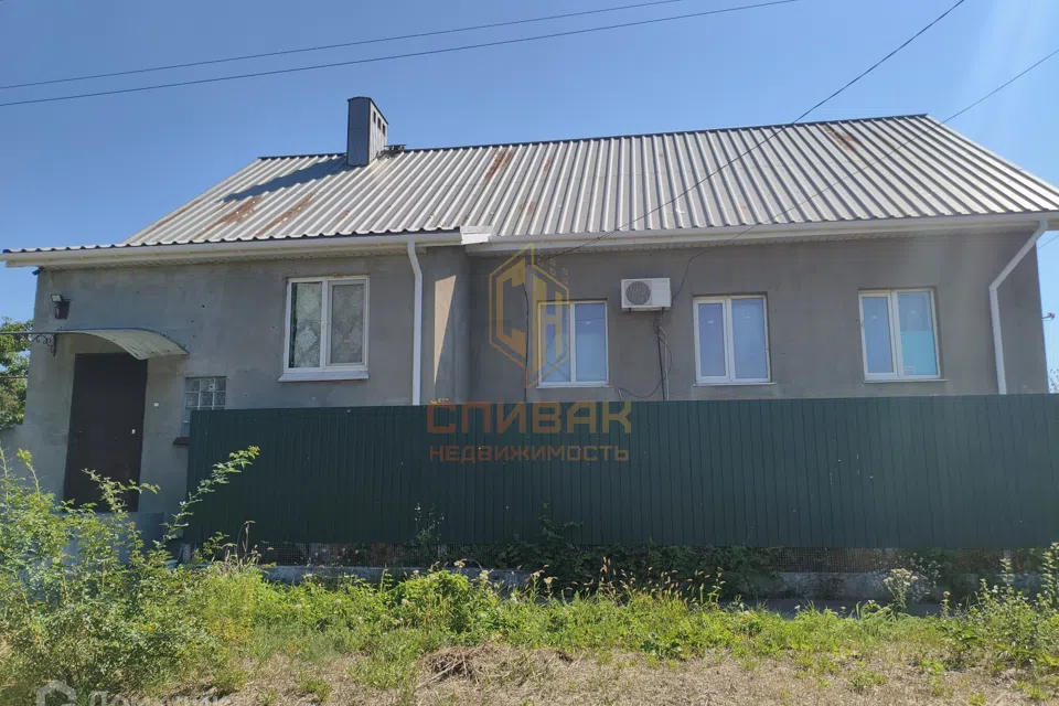 Продаётся 2-этажный дом, 146.9 м²